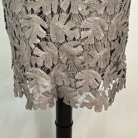 BCBG MaxAzria Skirt size Small Gray Taupe Sequins Pencil Knee Cocktail Wedding - Picture 4 of 9